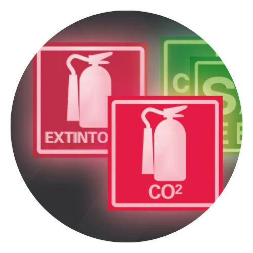 Placas fotoluminescentes de sinalização da Flash Extintores no Ceará